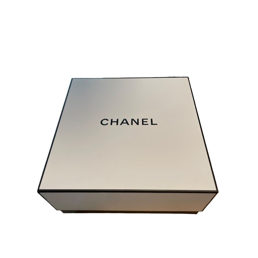 Chanel Gift Box Storage Square 8.5” x 8.5” x 3.5” White Black Logo Cardboard‎